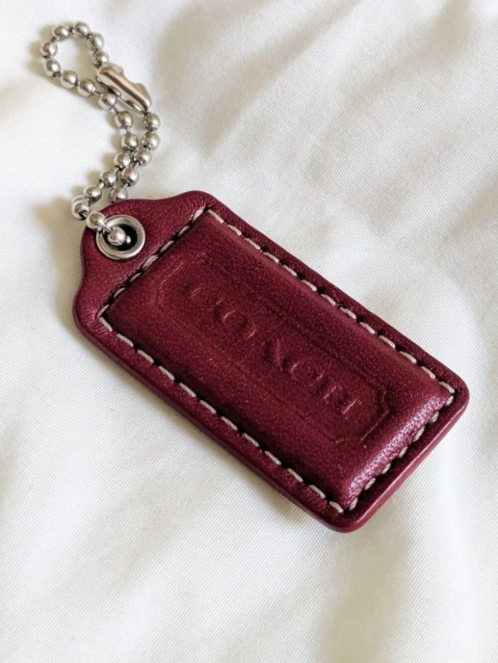 Coach Hang Tag 2" Charm Burgundy Red Glovetanned Leather Silver Ball Chain Y2K